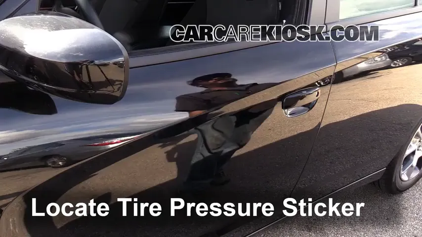 2015 Dodge Charger SE 3.6L V6 FlexFuel Tires & Wheels Check Tire Pressure
